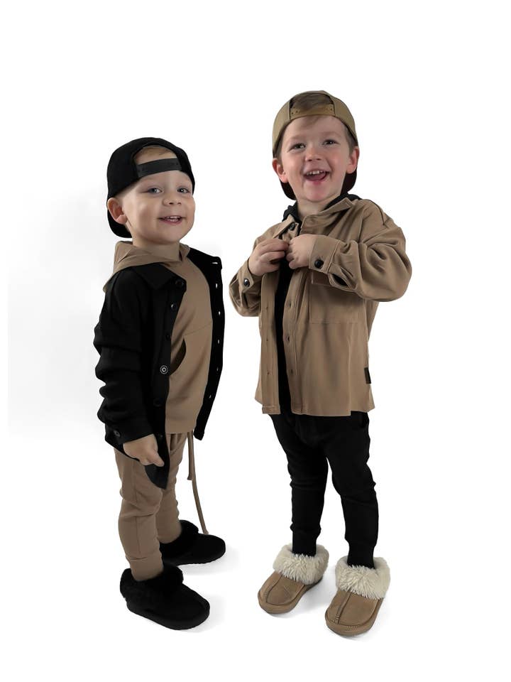 Remi + Rae Co. - Wholesale Shirt Jacket/Shacket - Kids - BAMBOO RIBBED BUTTON UP SHACKET - COFFEE