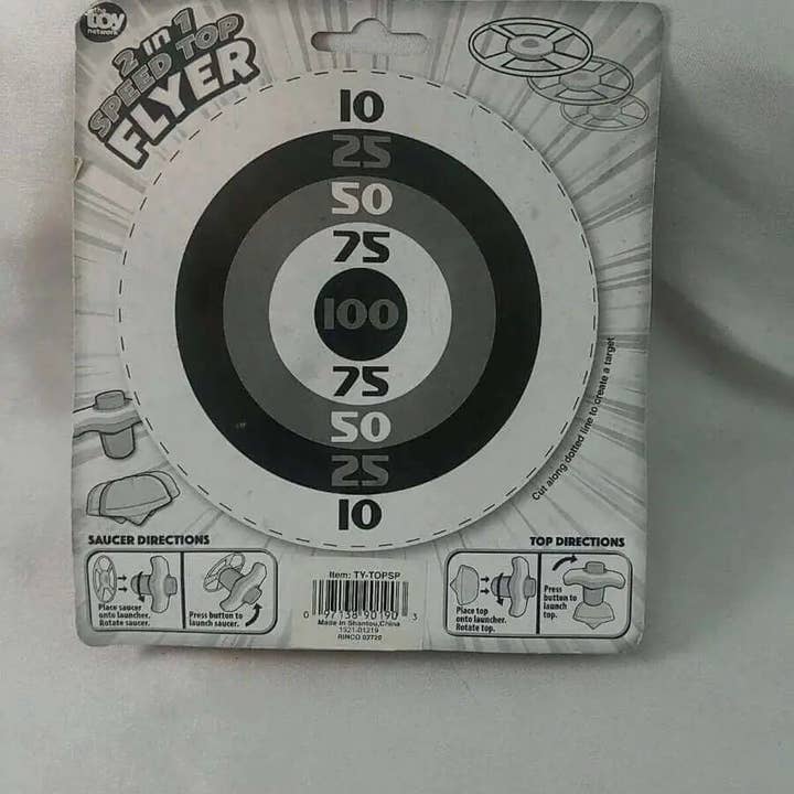 Party Expo, LLC - Vendita all'ingrosso Giocattolo classico - Bambini - Giocattolo rotante Speed Top Flyer 2 in 1 con 2 piattini, lanciatore e bersaglio ritagliato1