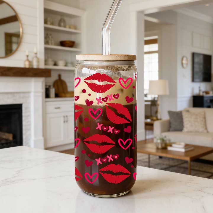 Valentines Day Tumblers, Red Lips + xoxo Coffee Cups 20 oz for wholesale by Gia Roma