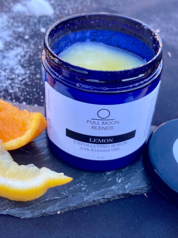 Exfoliating Body Scrub - Lemon for wholesale by Full Moon Blends