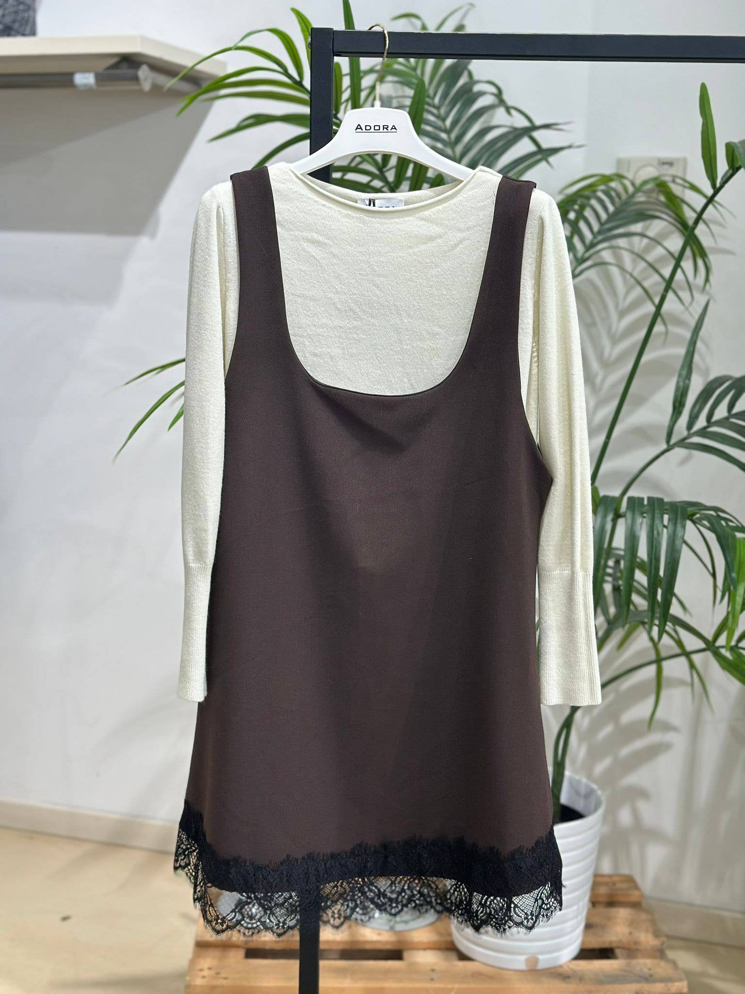 ADORA - Wholesale Dress - Women's - Dress with lace detail3