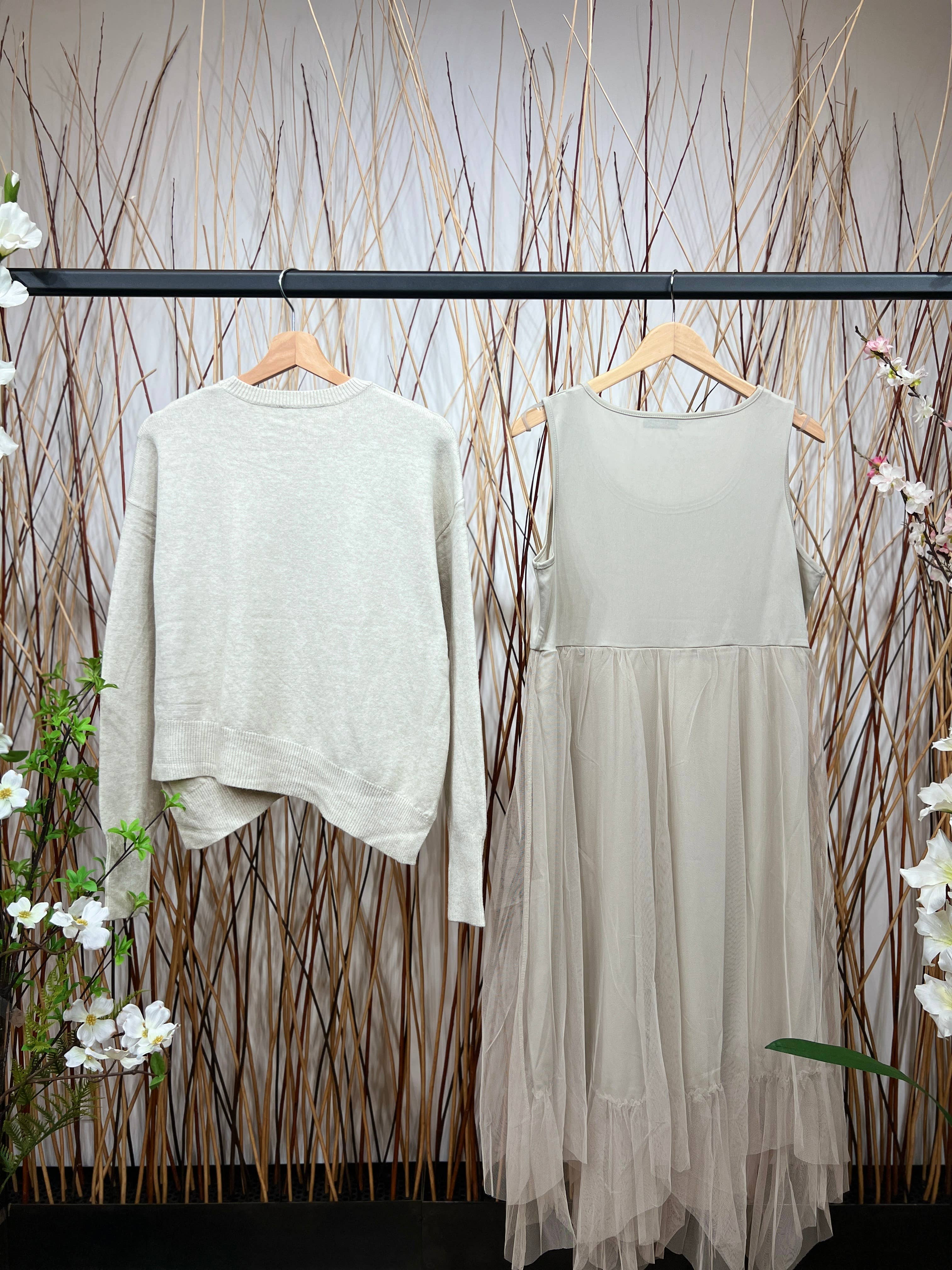 L'Emotion - Wholesale Top & Skirt Set - Women's - Asymmetric Fit Sweater & Dress Set1