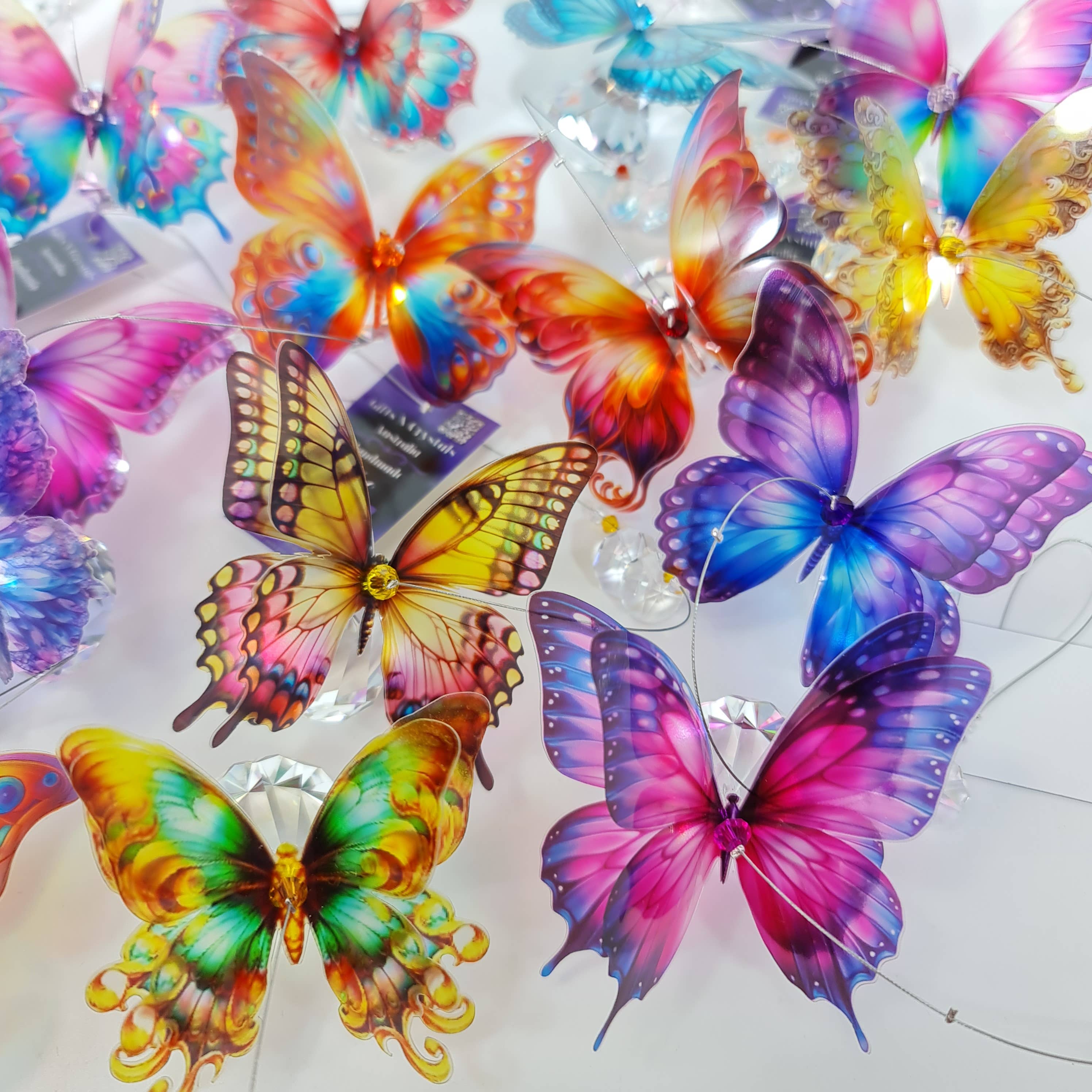 Gifts N Crystals - Wholesale Suncatcher - Butterfly Suncatchers mixed pack of 5- small size14