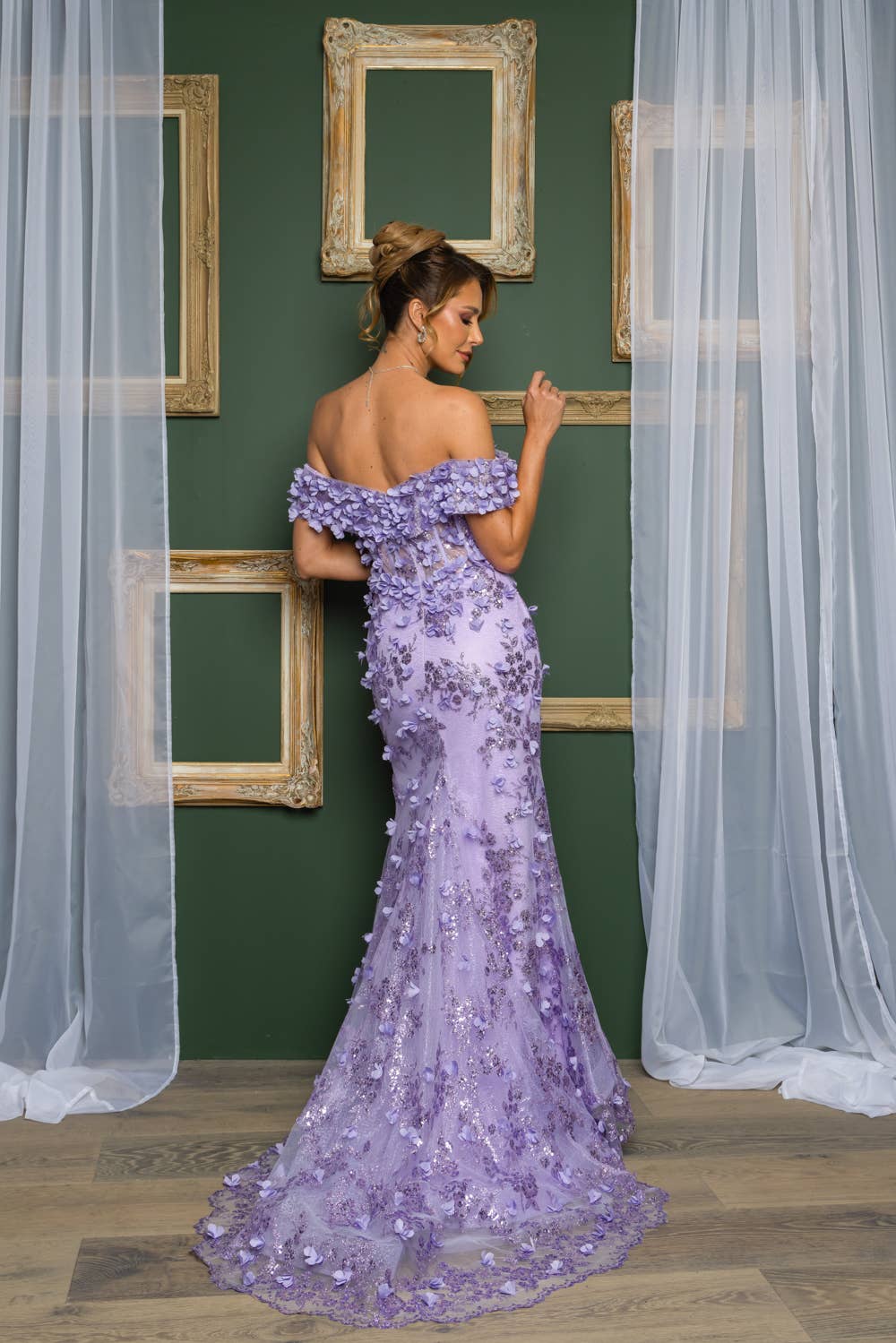 RICARICA INC. - Vente Robe de soirée – femme - RICARICA INC. robe longue de soirée bustier à fleurs 3D et paillettes8