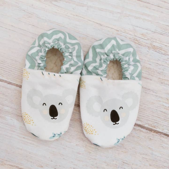 Chaussons bébé 0-6 mois - Koala pour la vente par Camille et Anatole