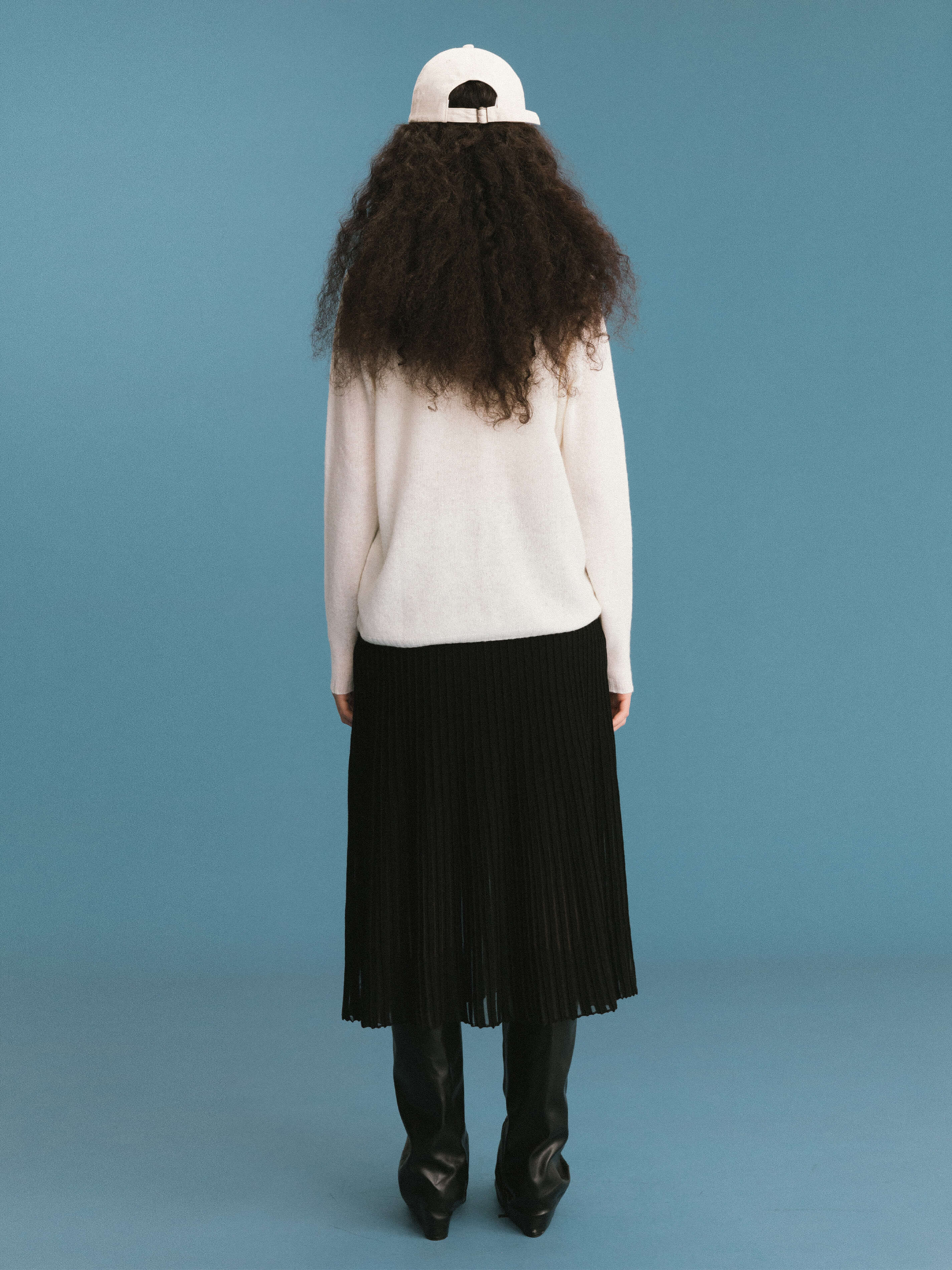 CUBIC - Wholesale Knit Sweater - Women's - ONE BY CUBIC Boxy 100% Sheep Wool Knitwear Jumper25