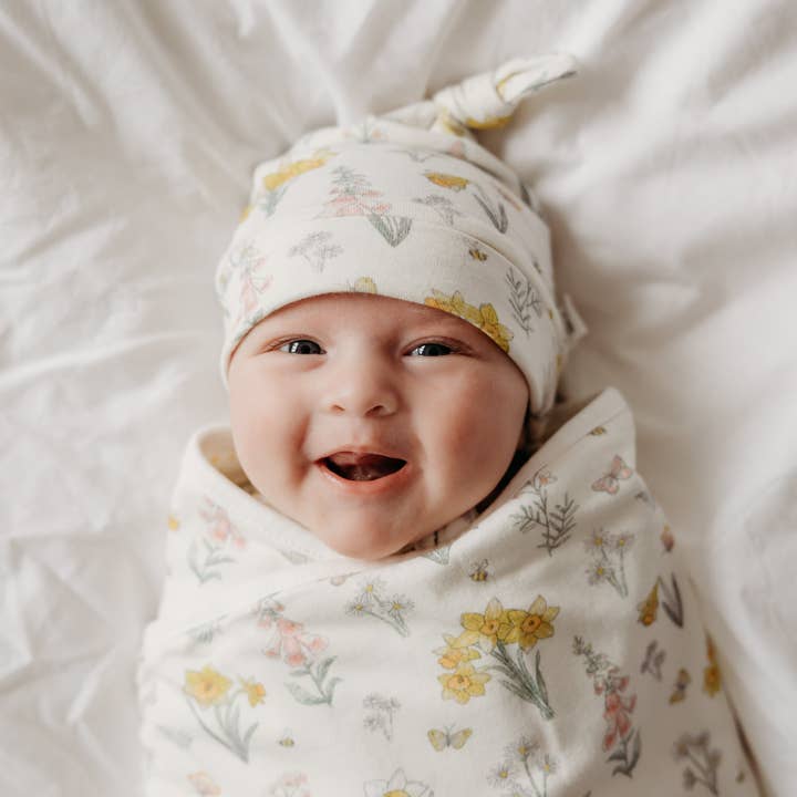 Daffodil Blanket for wholesale by Fox and Lottie