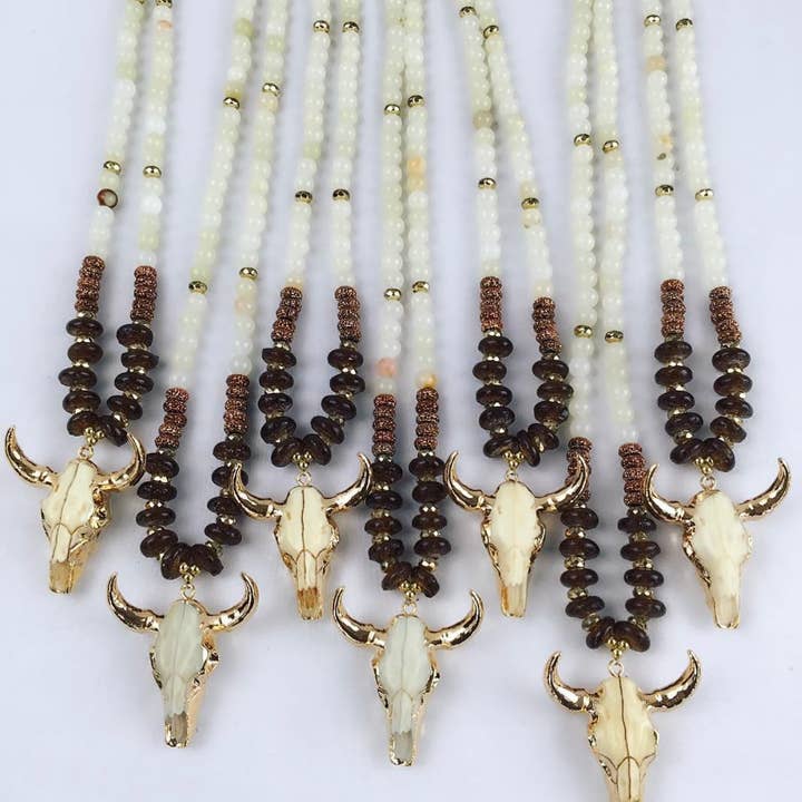 Le Beau pour la vente par Tweeds and Beads