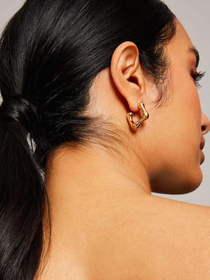 Bonnie Bobble Edged Diamond Earrings for wholesale by Maudella