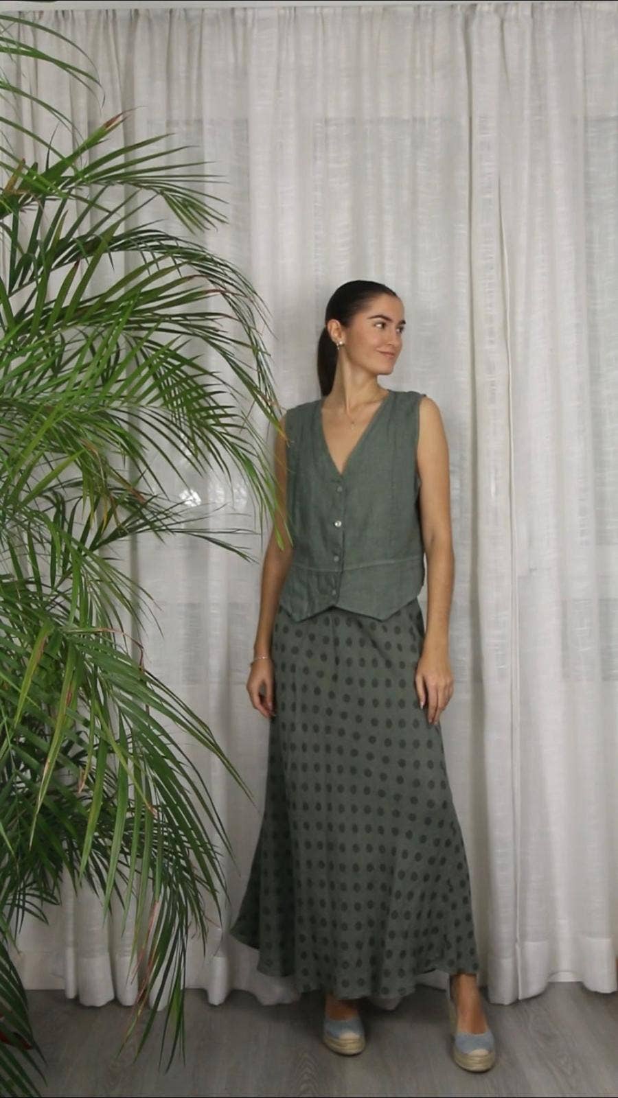 Linen & More - Wholesale Skirt - Women's - REF 13561 POLKA DOT SKIRT 100% LINEN3