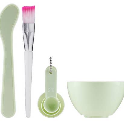 Lot d'outils de préparation de masques cosmétiques pour la vente par LS GROUP