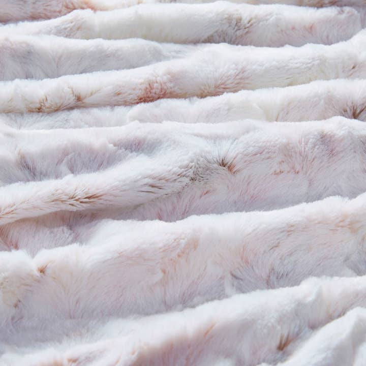 Olliix - Wholesale Throw Blanket - Faux Fur Oversized 60x70" Marble Throw Blanket, Blush