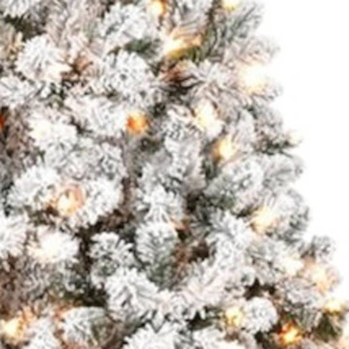 HomeRoots - Wholesale Artificial Christmas tree - 5' Pre Lit Full Flocked Spruce Christmas Tree3