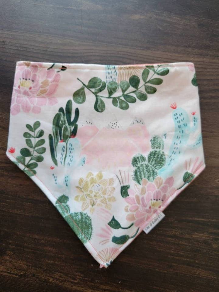 Kaktusblüten-Bandana für den Großhandel von Life of Daisy Co.