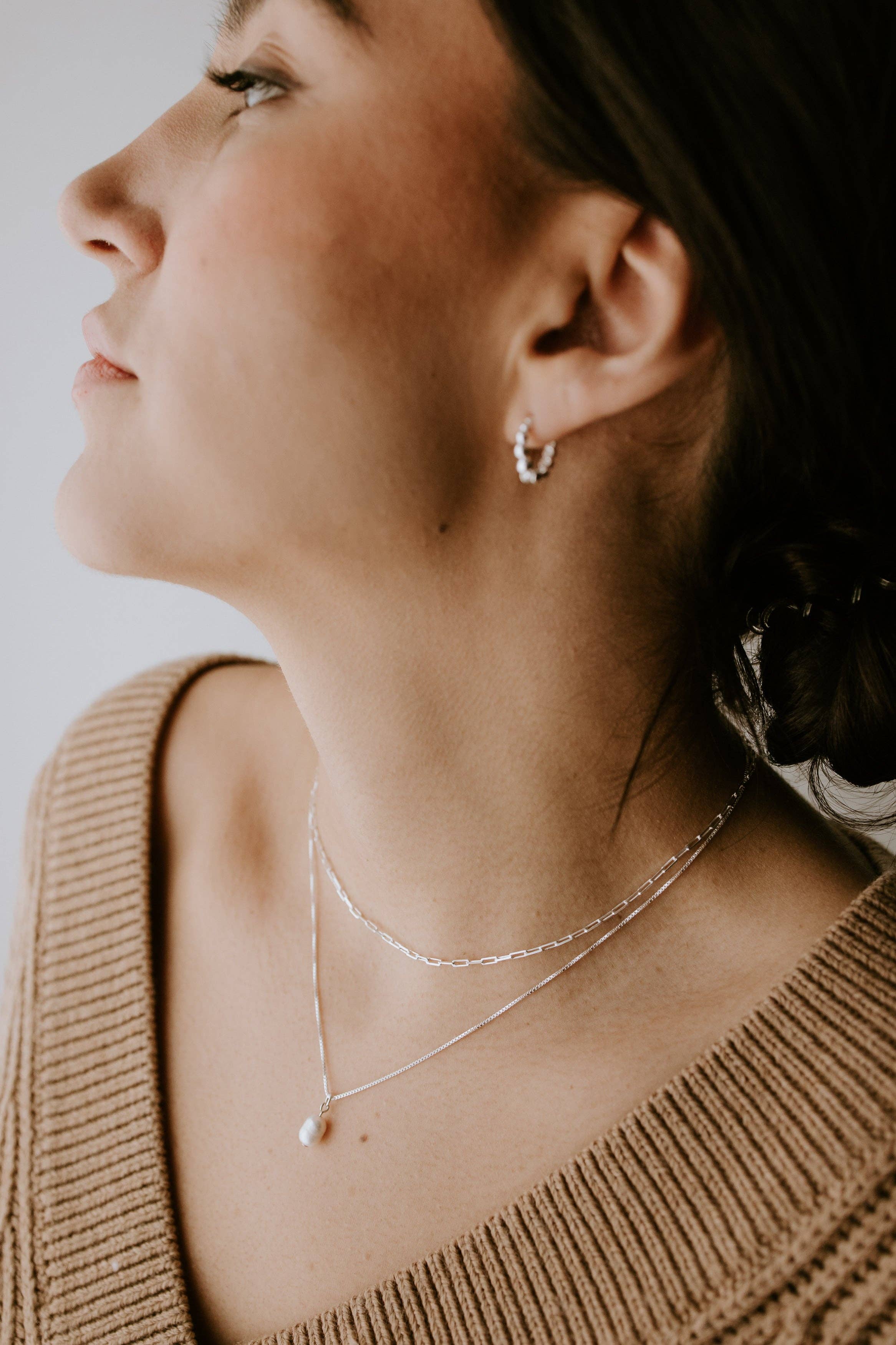 Sydney Rose Co. - Wholesale Link & Chain Necklace - Petite Paperclip Necklace - Sterling Silver5