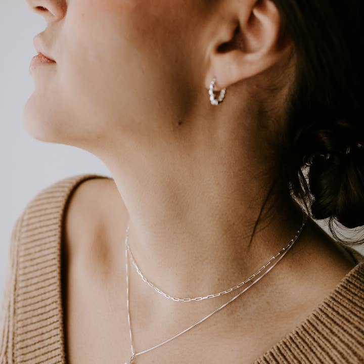 Sydney Rose Co. - Wholesale Link & Chain Necklace - Petite Paperclip Necklace - Sterling Silver5