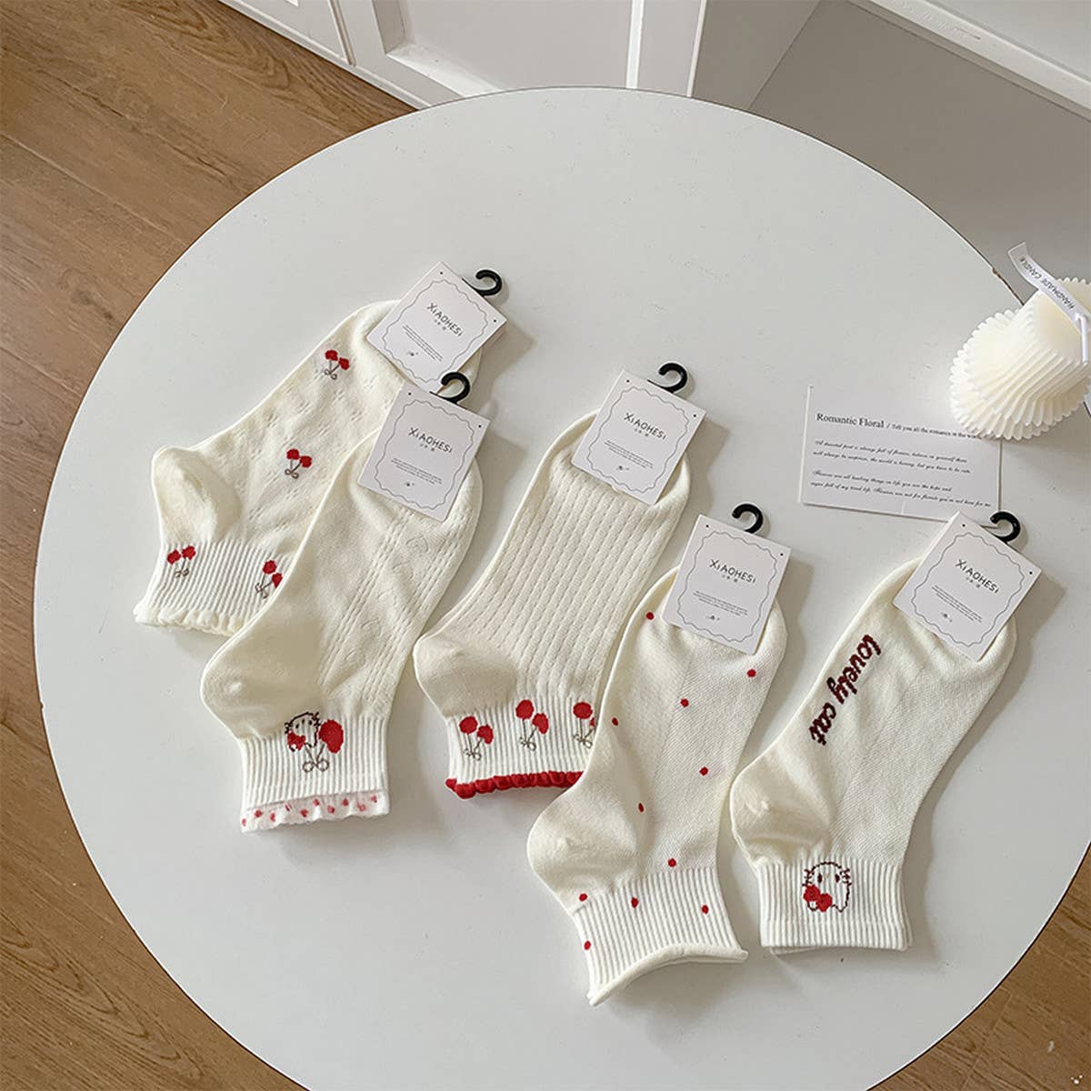 DOUBLJU - Wholesale Socks - Women's - FASHIONABLE CUTE KITTEN SOCKS_CWMS20726