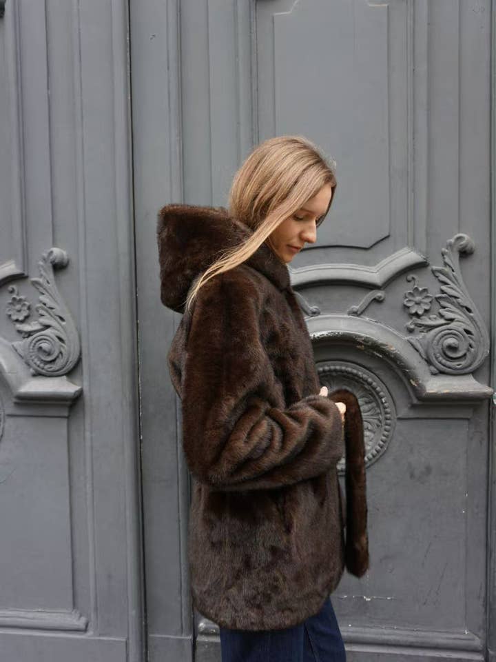 CIAO MILANO - Wholesale Fur/Faux Fur Coat - Women's - 284013 Cozy Hooded Coat14