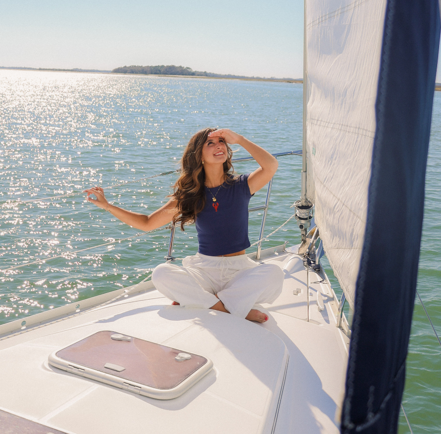 Freshwater Curated Goods - Vendita all'ingrosso Maglietta serigrafata - Donna - Maglietta Baby in Aragosta | Blu Navy1