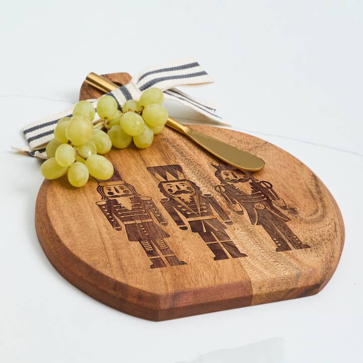 Sophistiplate - Wholesale Cutting Board - Acacia Bevel Board w/ Ribbon & Spreader Knife | Nutcracker1
