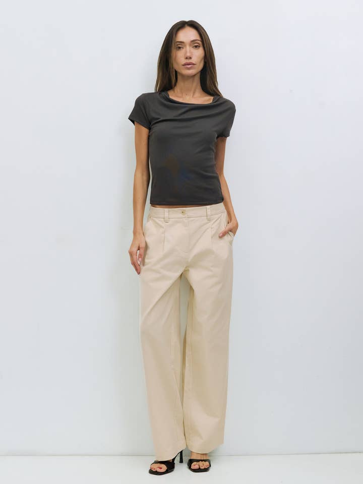 Le Haut Remi | Haut à Col Bénitier pour la vente par All Row