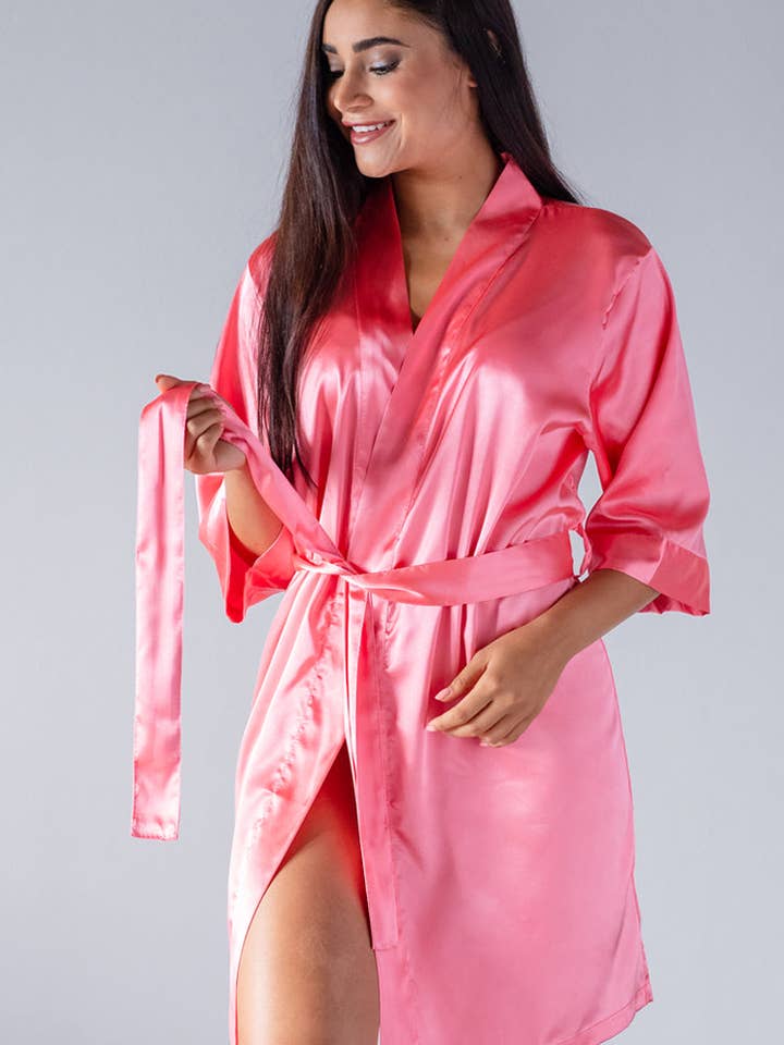 GiftsbyPR – Großhandel Bademantel – Damen – Korallenfarbener Satin-Bademantel für Brautjungfern, personalisierbare Satin-Bademäntel