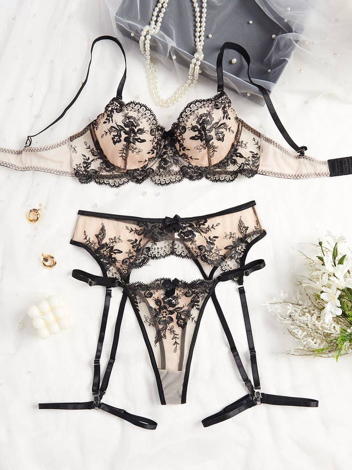 Sweetkama - Wholesale Lingerie Set – women's - Floral Embroidery Sexy Seduction Lingerie Set HF-4171