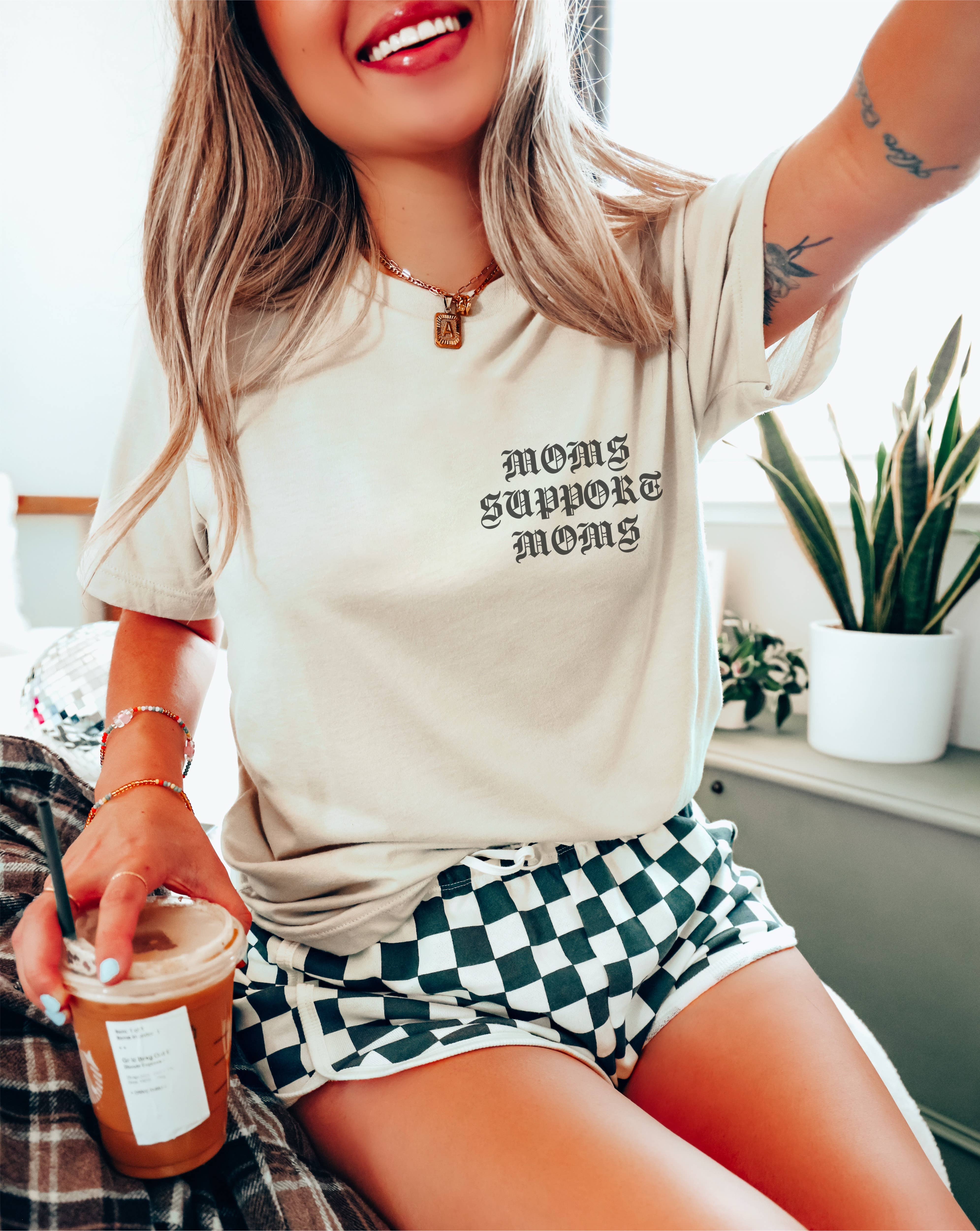 LOLA MAGNOLIA - Vente T-shirt sérigraphié – femme - TEE GRAPHIQUE MAMANS SOUTIENNENT LES MAMANS3