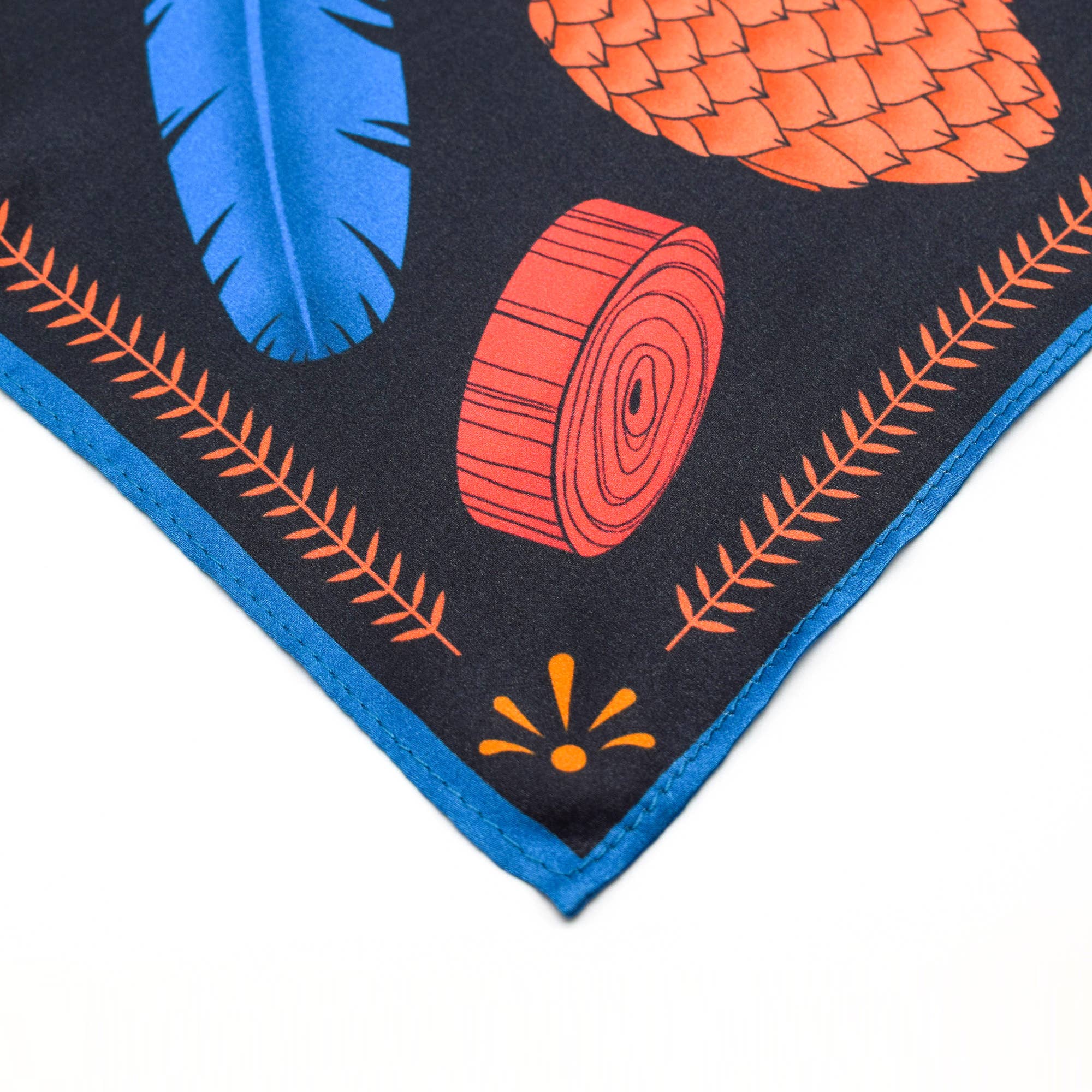 Arlo Goods - Vente Écharpe – femme - Randonnons ! Foulard Soie Foncé3