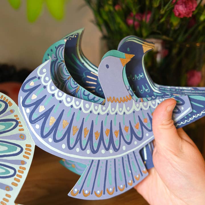 East End Press - Wholesale Bunting/Garland - UK/EU: Peace Doves Concertina Garland7