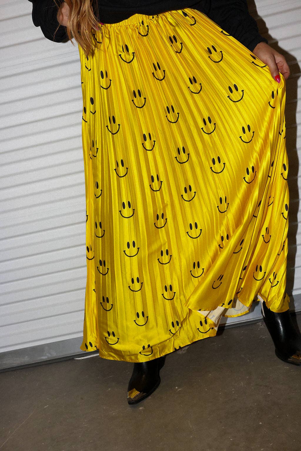 Burnt Toast – wholesale Skirt – Women’s – Happy To Be Here Smiley Pleated Skirt **RESTOCKED**13
