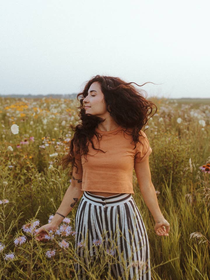 Polished Prints - Wholesale T-Shirt - Women's - Everyday Tee in Toasted Nut, Boyfriend Tee, Basic T-Shirt2
