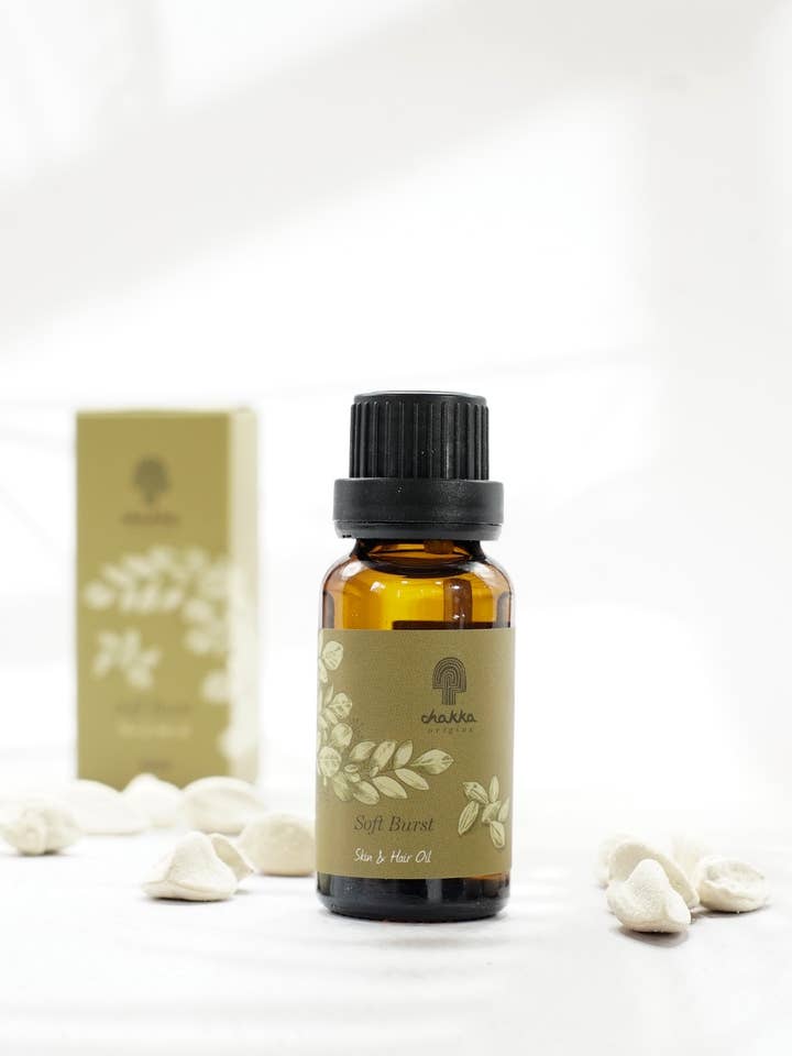 SOFT BURST | Moringa Oil for wholesale by Chakka Origins