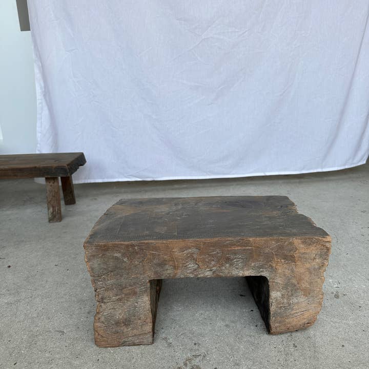 Office Objets - Wholesale Stool - Raw monoxyle organic Asian teak stool57