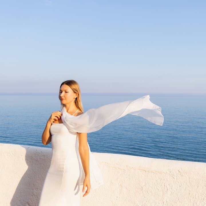 Chal blanco de organza transparente cristal blanco. para venta al por mayor de BridalSpain