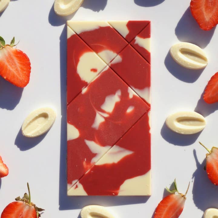 Strawberries and Cream Tablette (Chocolate Block) for wholesale by Studio Cocoa