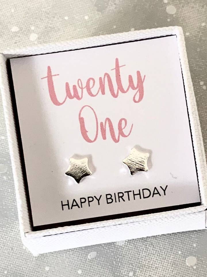 Pendientes de tuerca con forma de estrella para cumpleaños número 21, regalo personalizado para venta al por mayor de The Gift Club