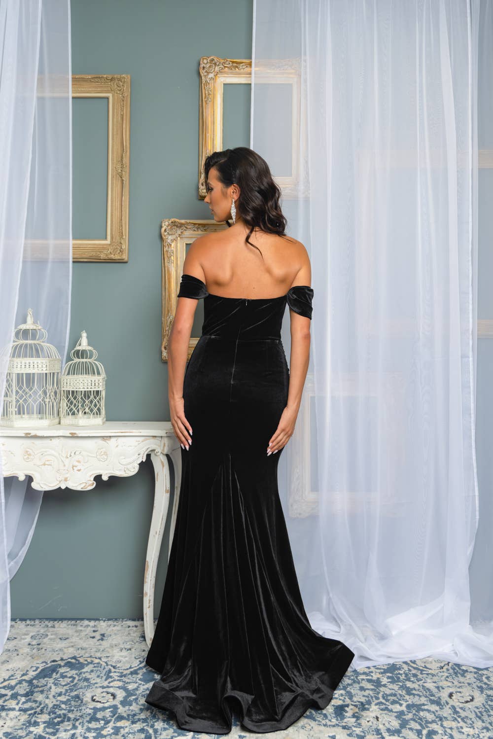 RICARICA INC. – wholesale Gown – Women's – 2397-SOLID COLOR OFF SHOULDER VELVET MAXI DRESS2