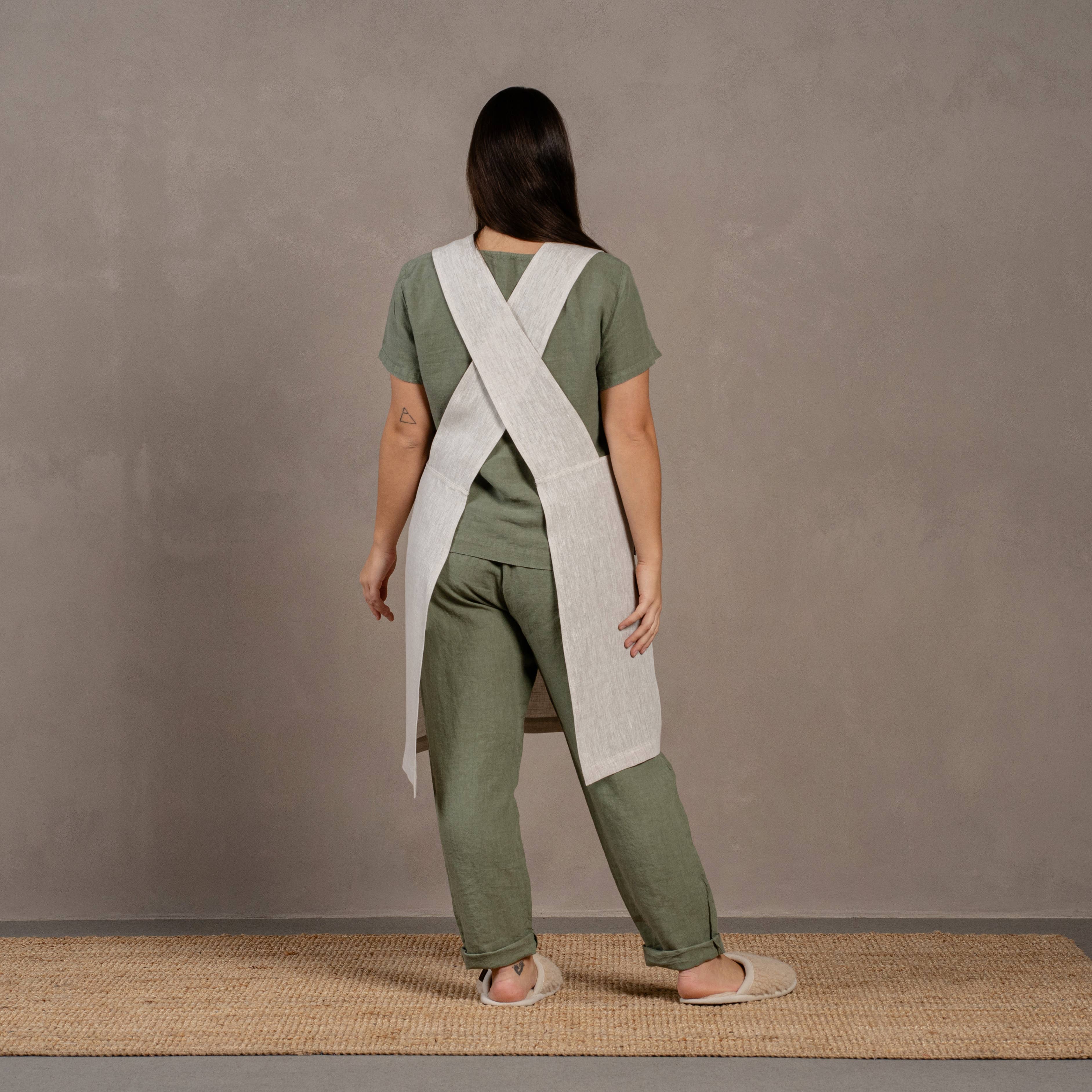 menique - Wholesale Apron - Linen Cross-Back Apron19