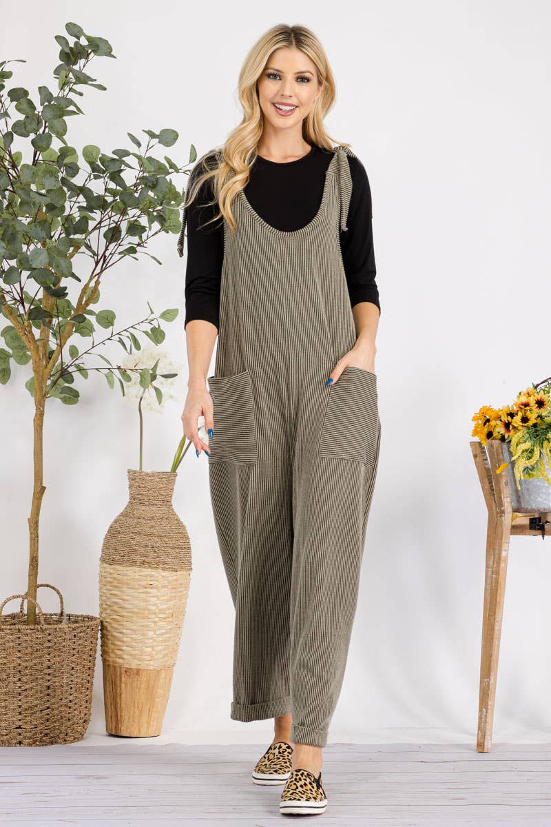 Celeste Clothing – Großhandel Jumpsuit – Damen – Plus-Size verstellbarer Rippen-Overall mit Fronttaschen - CP438733