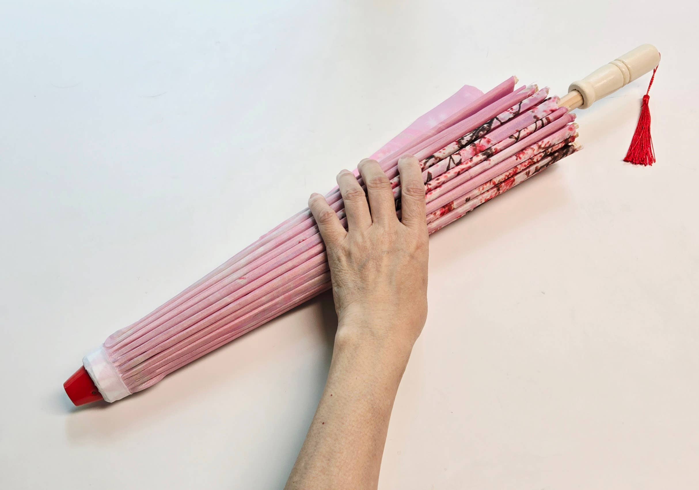 Fiona Accessories - Venta al por mayor Ventilador plegable de mano - Parasol de Flor de Cerezo Sakura 3 Estilos 21.50"4