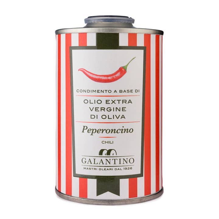 Peperoncino Extra Virgin Olive Oil for wholesale by Zia Pia