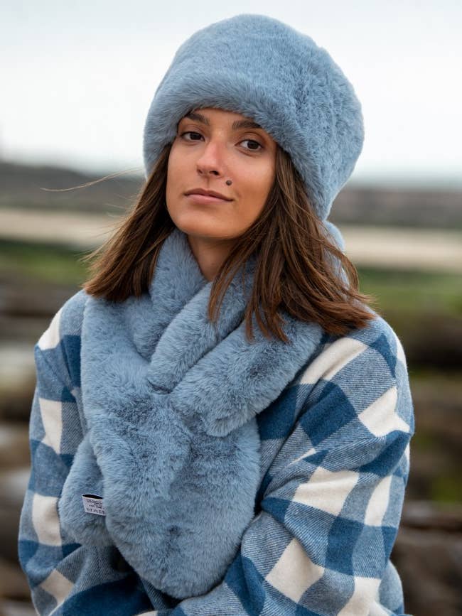 Janice luksus imiteret pels hat for engroshandel hos ALINE