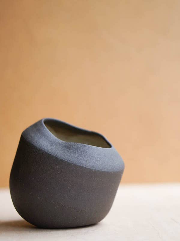 Black salt keeper for wholesale by Feelceramics