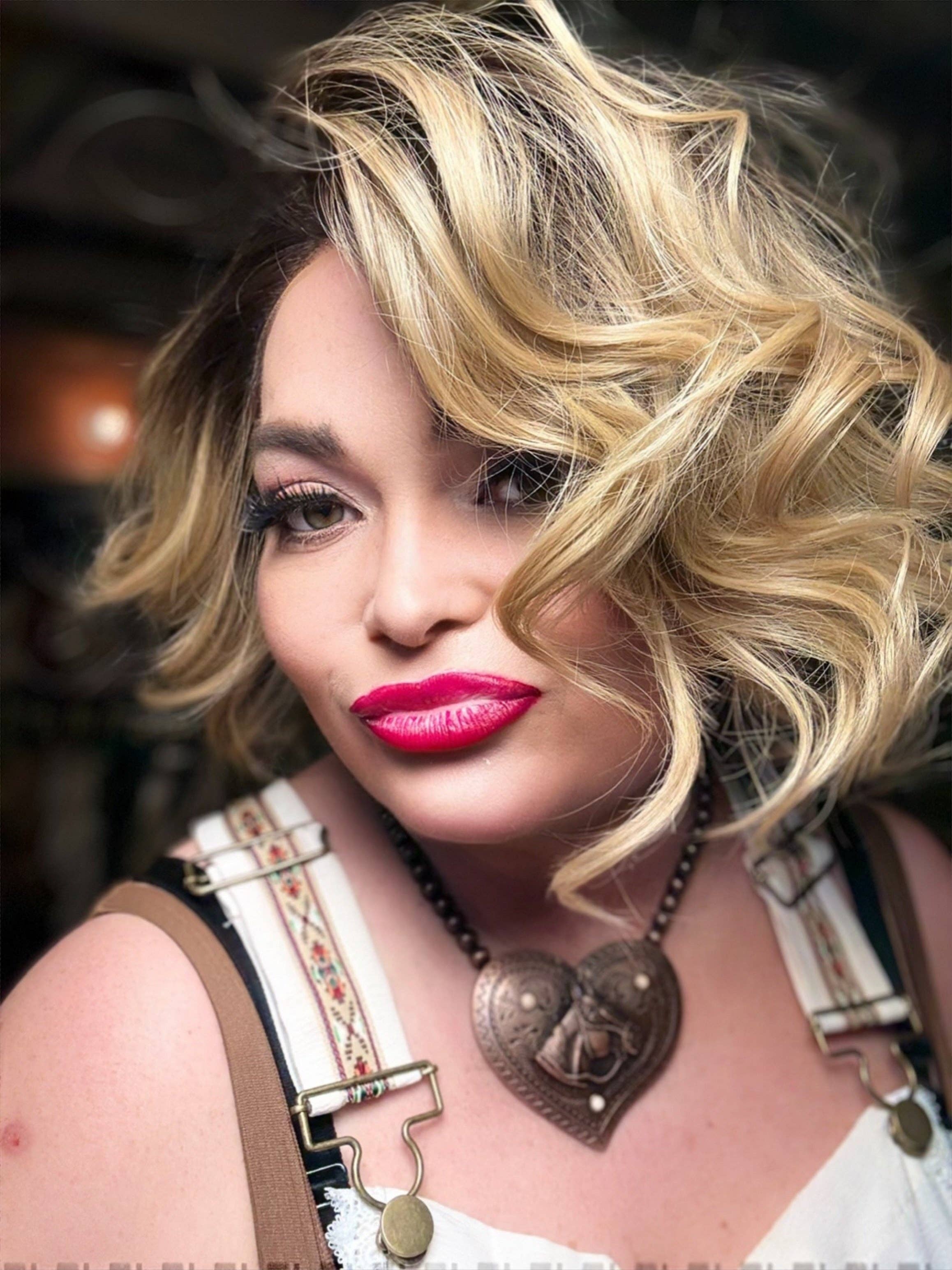 Naomi's Happy Place Shop - Wholesale Hair Extensions - JESSICA1