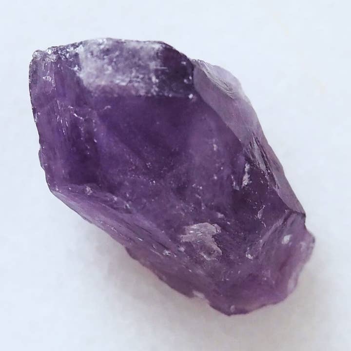 Cristal d'Améthyste - S pour la vente par Tuuli Stones