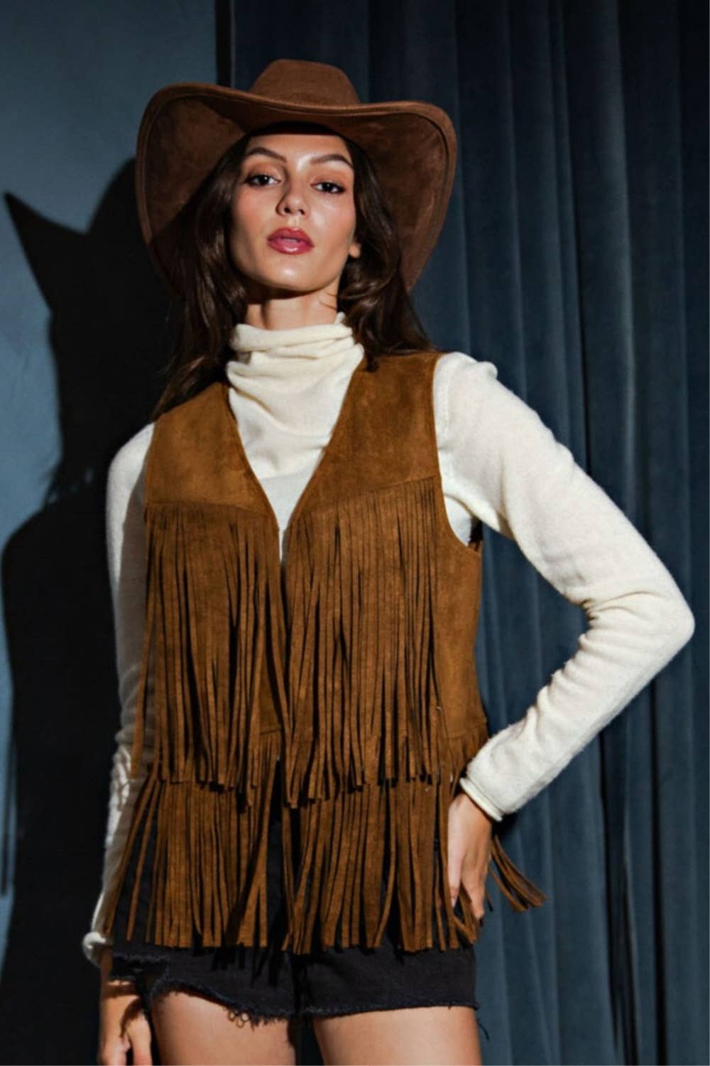 PORSHA – wholesale Outerwear Vest - Women’s – Fringe Suede Vest3