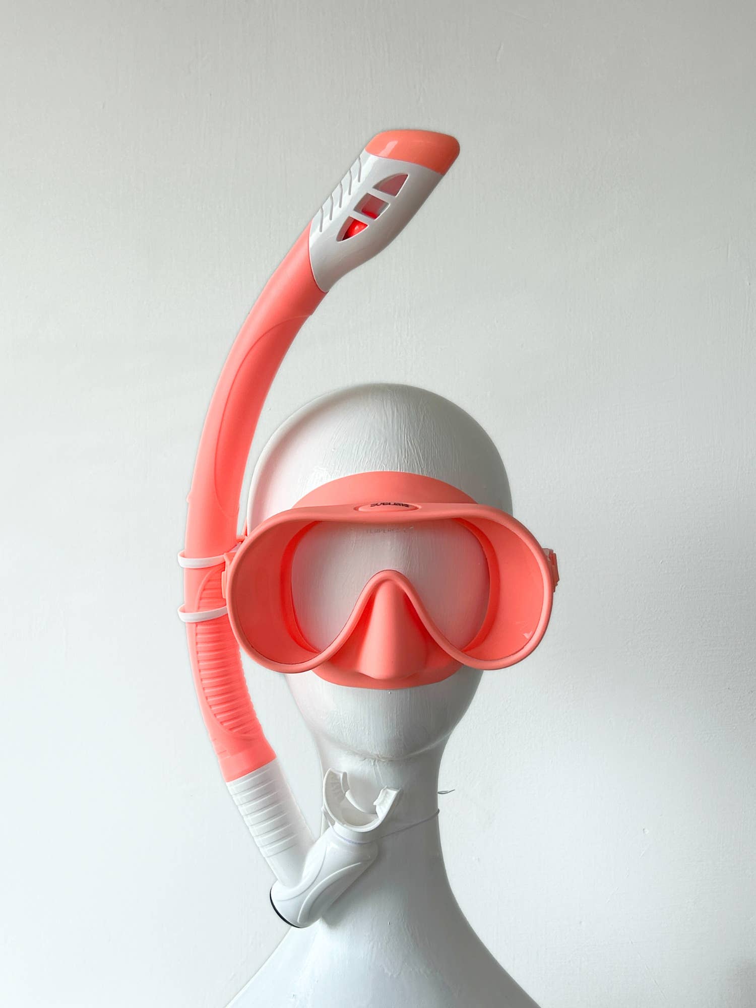 Sublime Supplies - Wholesale Beach/pool toy – Child & baby - Kids Sublime Snorkel Set - Coral