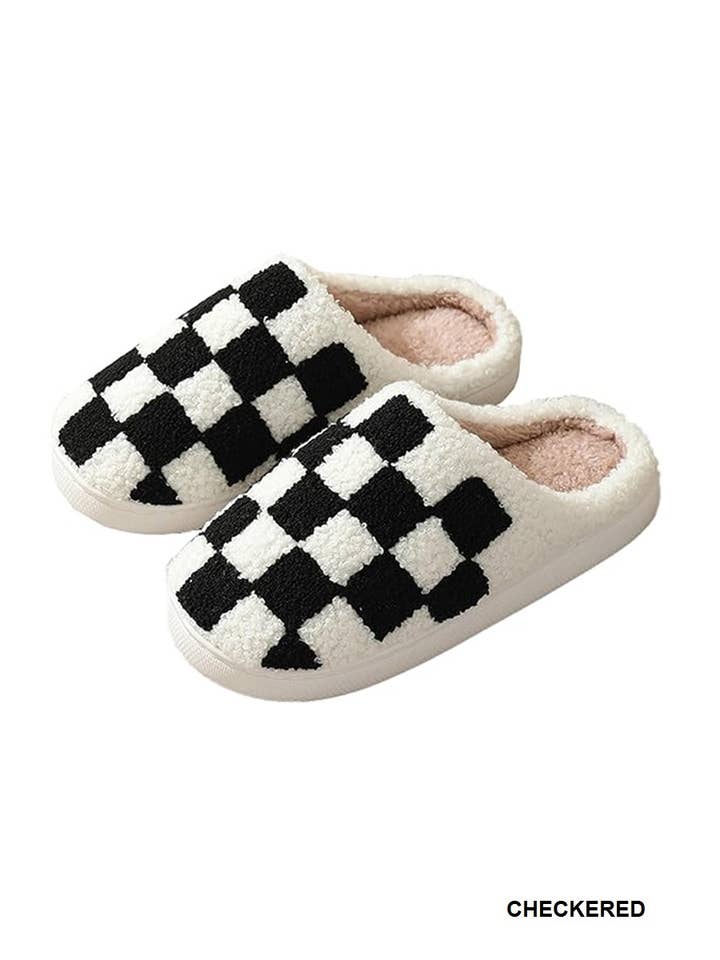 42POPS - Wholesale Slippers - Women's - ..SI-26824 Cute novelty soft plush cozy slippers (size L/XL)