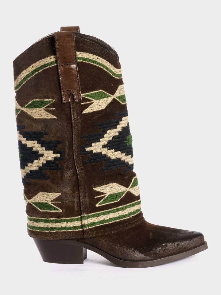 Botas texanas de gamuza marrón oscuro con bordado étnico DX638 para venta al por mayor de METISSE